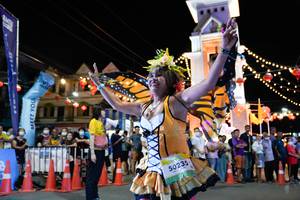 BIB: 50235
                            <button type="button" onclick="openModal(21897283)" class="btn btn-primary btn-sm float-right btn-popup" data-toggle="modal" data-target=".modal-high-quality">
                        <i class="fas fa-shopping-cart"></i> Add to Cart
                    </button>
                                            <button type="button" onclick="isThisMe(21897283, true)" class="btn btn-success btn-sm float-right btn-popup btn-isme hidden" data-toggle="tooltip" data-placement="bottom" title="นี่คือรูปของคุณใช่ไหม คลิกที่นี่เพื่อเอาเข้าอัลบั้ม">
                        <i class="fas fa-plus"></i> Add to album
                    </button>
                    <button type="button" onclick="isThisMe(21897283, false)" class="btn btn-warning btn-sm float-right btn-popup btn-isnotme hidden">
                        <i class="fas fa-ban"></i> Remove from album
                    </button>